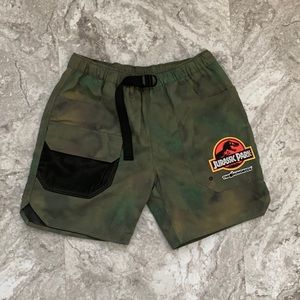 JURASSIC PARK X THE HUNDREDS CARGO SHORT
